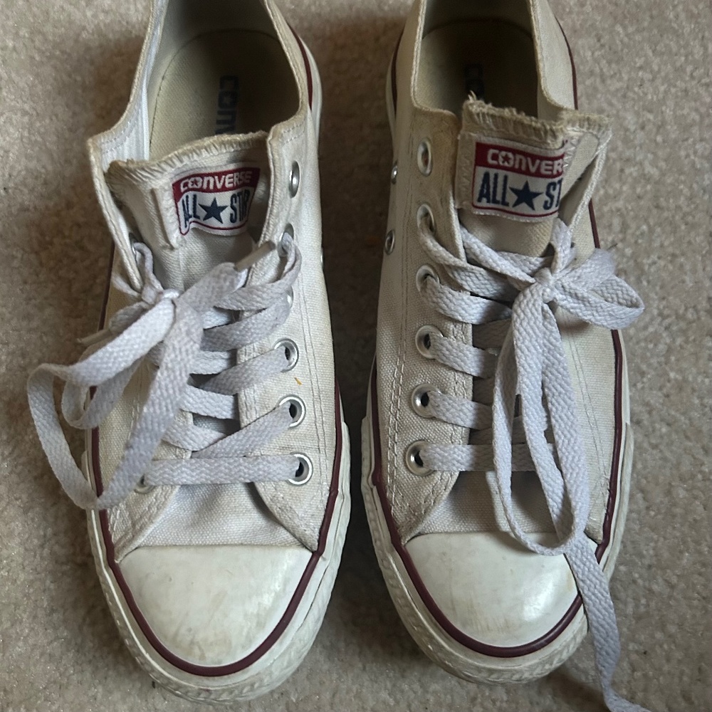 Converse All Star Low Top Sneakers -  Size 7W
